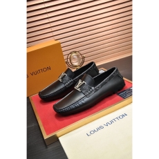 Louis Vuitton Tods Shoes